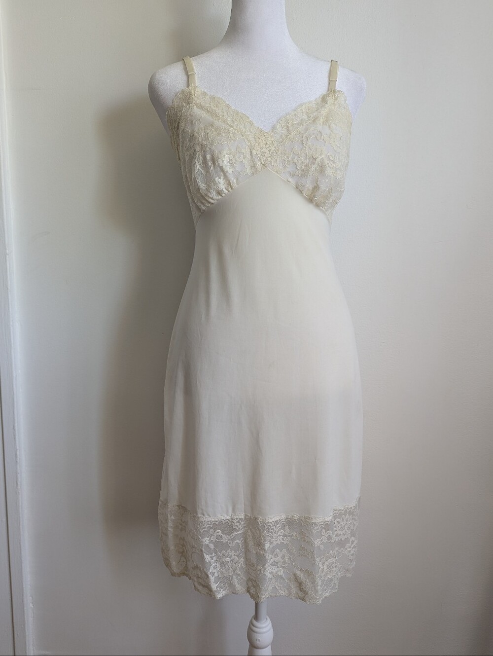 Vintage Van Raalte Ivory Lace-Trim Babydoll Slip Dress M Bridal Romantic